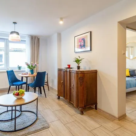 Dream Big Little One. Unique Loft W/small Balcony. Krakau