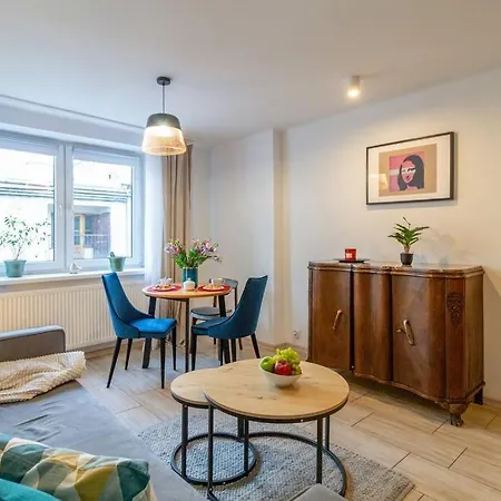 Dream Big Little One. Unique Loft W/small Balcony. Appartamento *