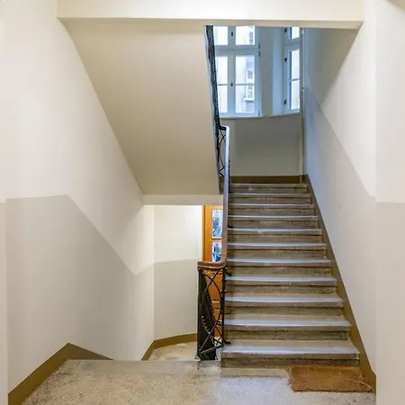Dream Big Little One. Unique Loft W/small Balcony. Krakau